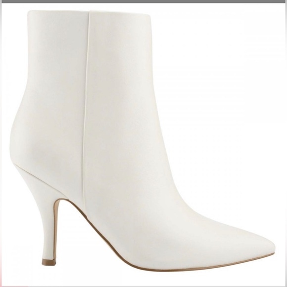 ❤️‍🔥 Marc Fisher Fergus Heeled Bootie Chic Cream Leather | - Picture 2 of 15